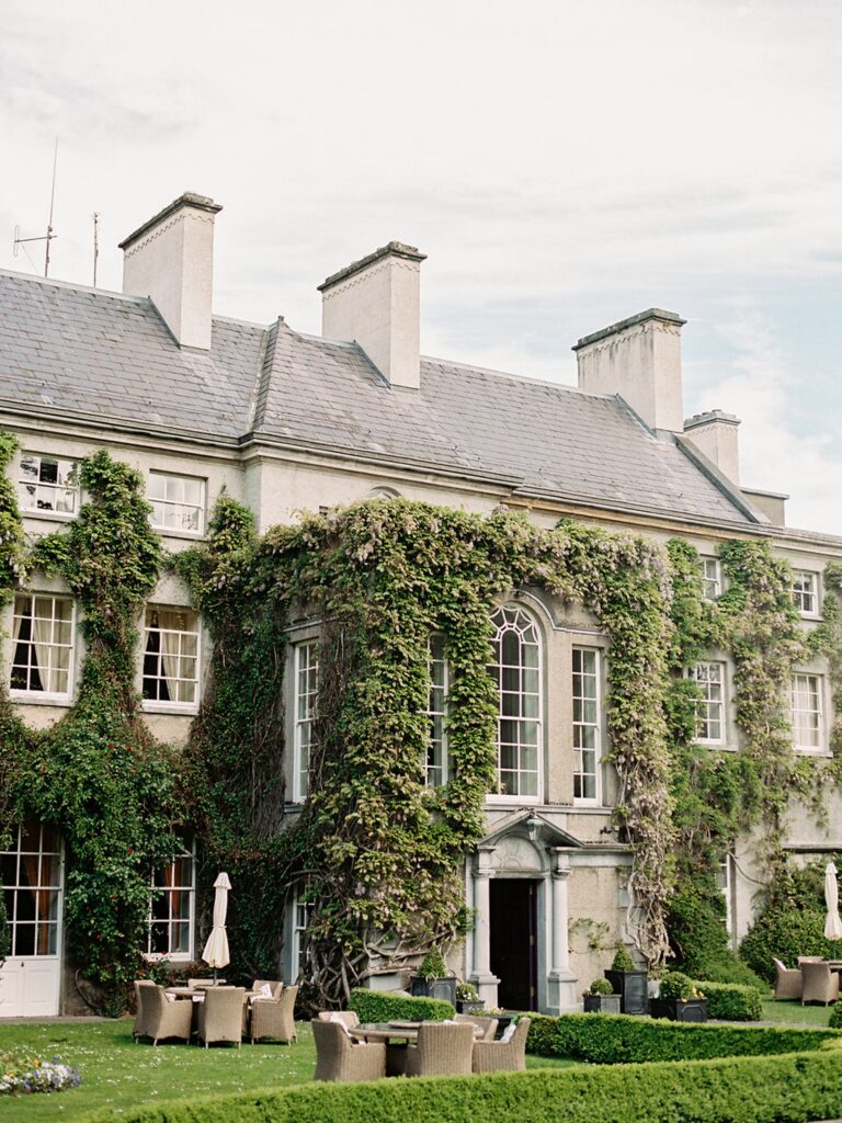 Irish manor house elope to Ireland